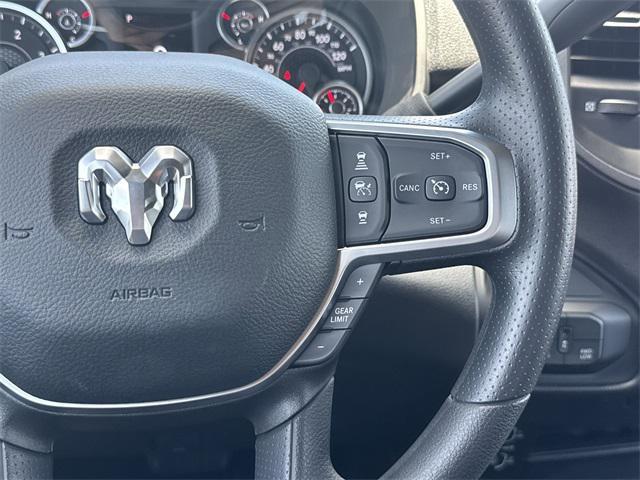 Photo of 2025 Diamond Black Crystal Pearlcoat RAM 2500