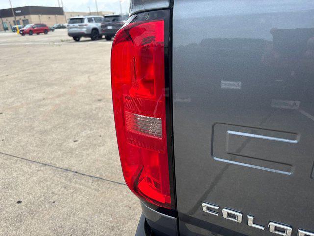 Photo of 2021 Satin Steel Metallic Chevrolet Colorado