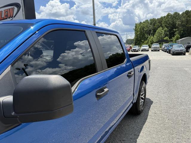 Photo of 2016 Blue Ford F-150