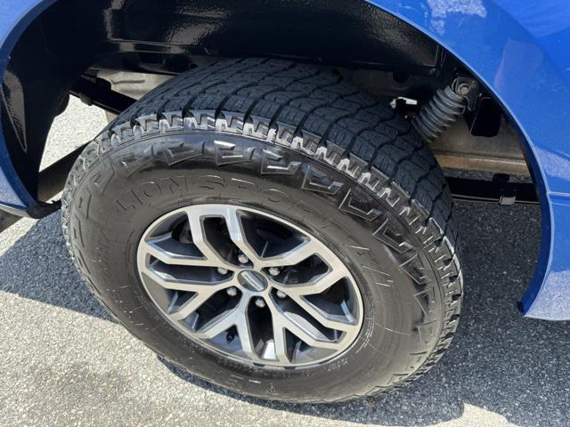 Photo of 2016 Blue Ford F-150