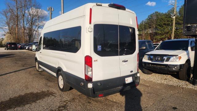 Photo of 2018 Oxford White Ford Transit-350