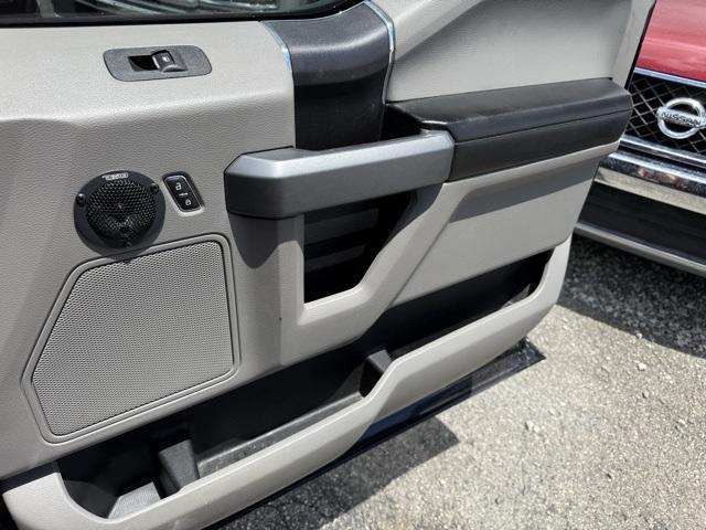 Photo of 2018 Shadow Black Ford F-150