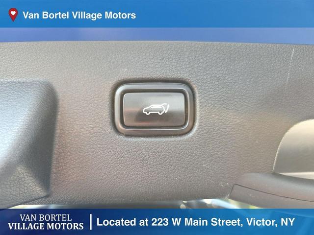 Photo of 2023 Sapphire Blue Kia Sportage