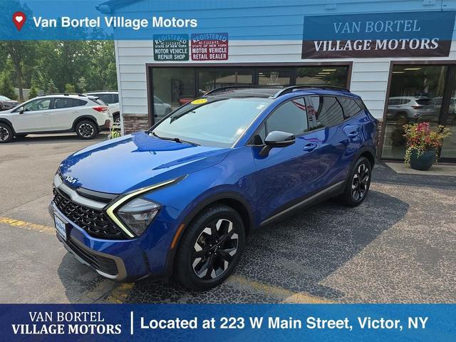 Photo of 2023 Sapphire Blue Kia Sportage
