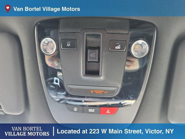 Photo of 2023 Sapphire Blue Kia Sportage