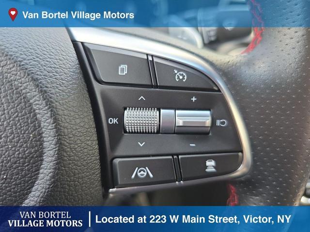 Photo of 2022 Vik Black Genesis G70