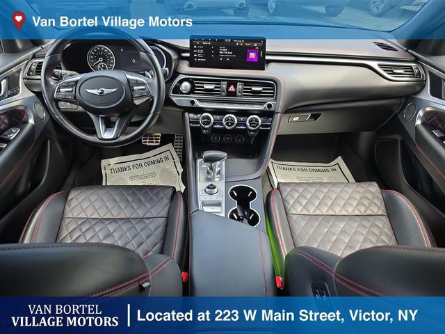 Photo of 2022 Vik Black Genesis G70