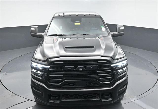 Photo of 2025 Diamond Black Crystal Pearlcoat RAM 3500