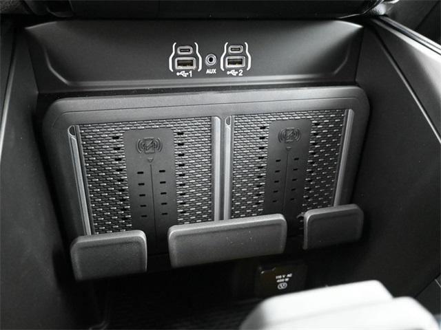 Photo of 2025 Diamond Black Crystal Pearlcoat RAM 3500
