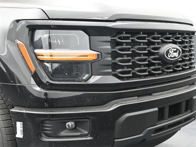 Photo of 2025 Agate Black Metallic Ford F-150