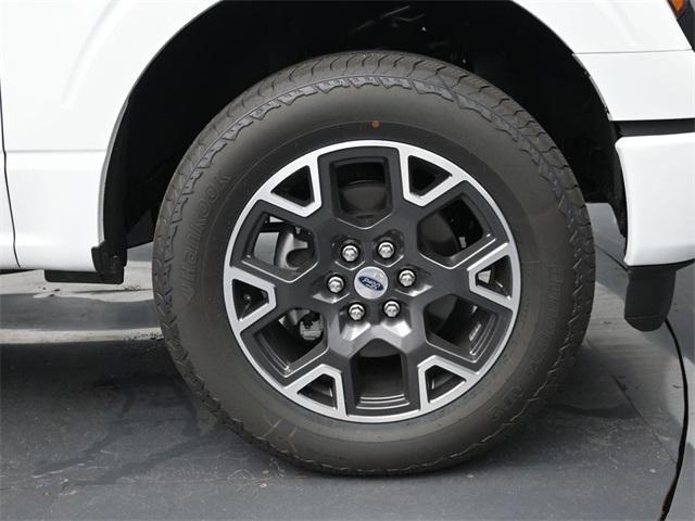 Photo of 2025 Oxford White Ford F-150