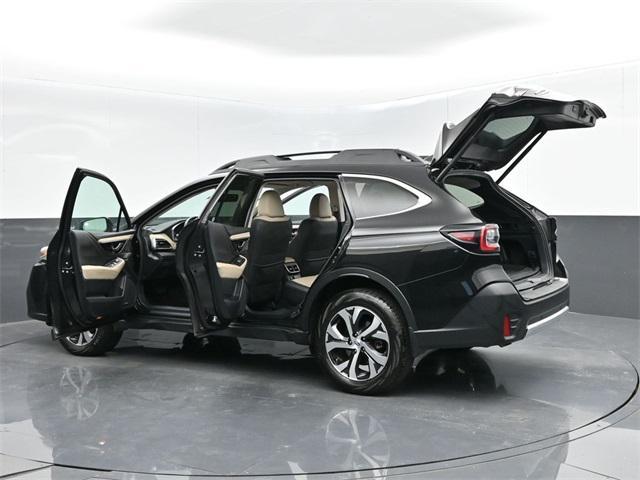 Photo of 2020 Crystal Black Silica Subaru Outback