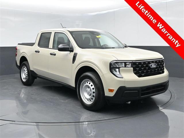 Photo of 2025 Desert Sand Ford Maverick