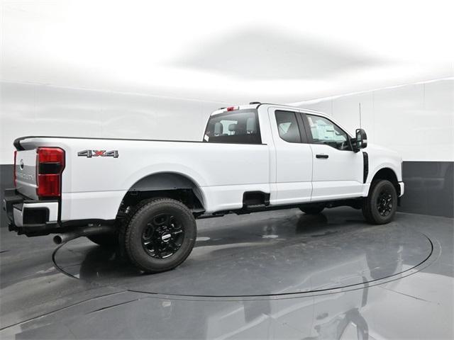 Photo of 2025 Oxford White Ford F-350