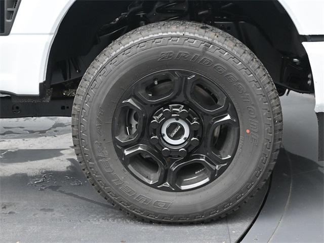Photo of 2025 Oxford White Ford F-350