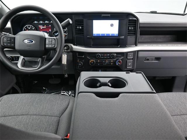 Photo of 2025 Oxford White Ford F-350
