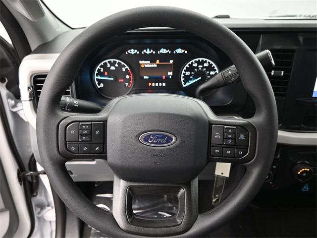 Photo of 2025 Oxford White Ford F-350