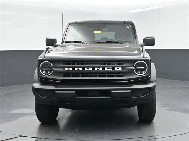 Photo of 2025 Shadow Black Ford Bronco