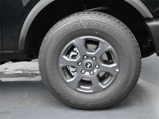Photo of 2025 Shadow Black Ford Bronco