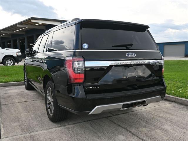 Photo of 2018 Shadow Black Ford Expedition Max