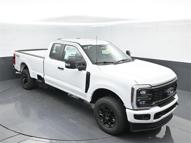 Photo of 2025 Oxford White Ford F-350