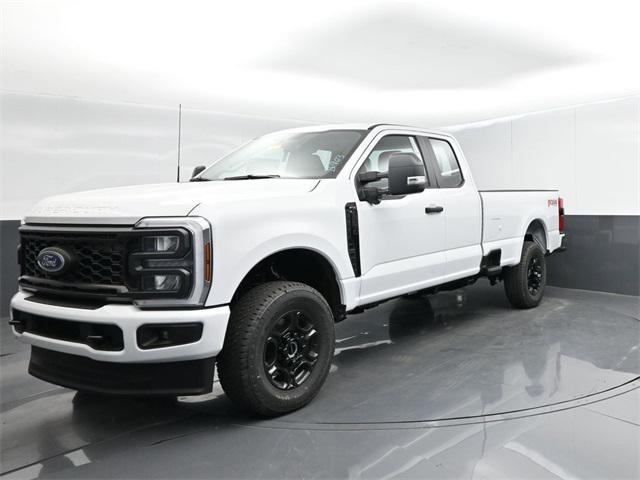 Photo of 2025 Oxford White Ford F-350