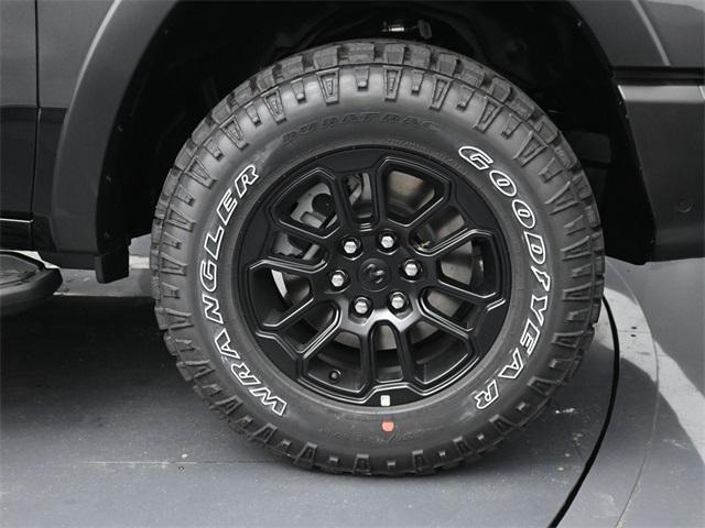 Photo of 2026 Granite Crystal Metallic Clearcoat RAM 1500