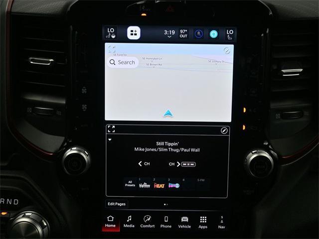 Photo of 2026 Granite Crystal Metallic Clearcoat RAM 1500