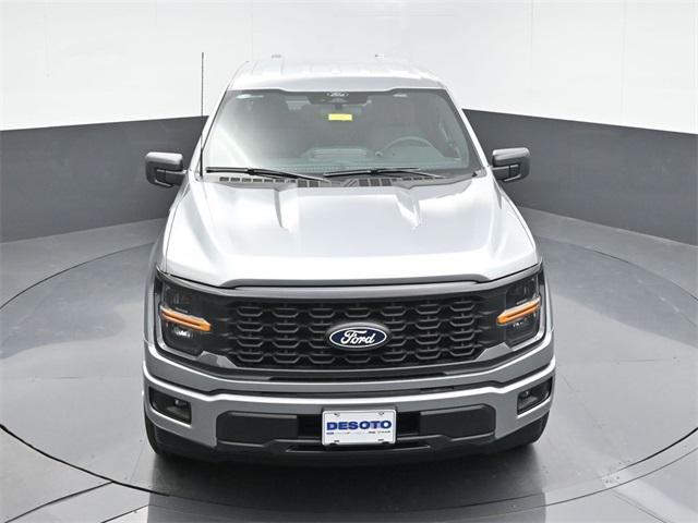 Photo of 2025 Iconic Silver Metallic Ford F-150