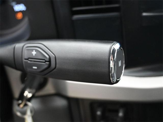 Photo of 2025 Oxford White Ford F-350