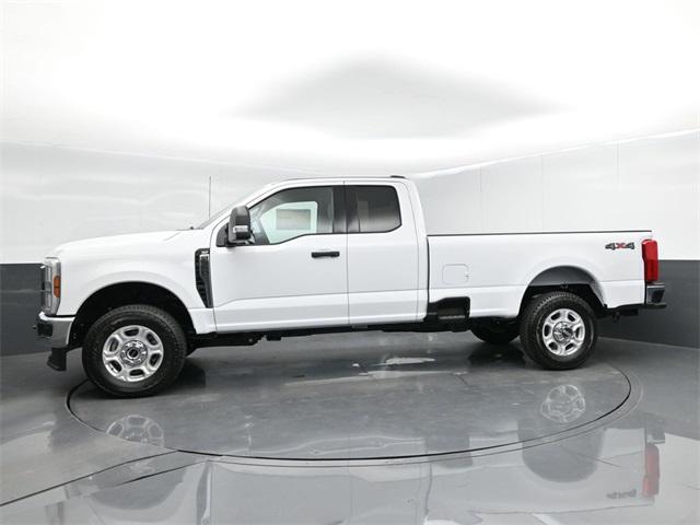 Photo of 2025 Oxford White Ford F-350