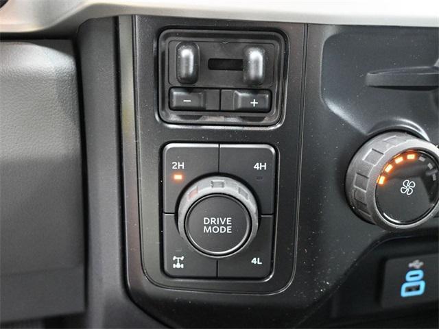Photo of 2025 Oxford White Ford F-350