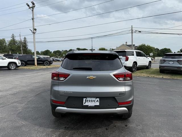 Photo of 2026 Sterling Gray Metallic Chevrolet Trailblazer