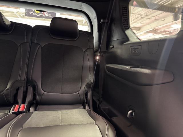 Photo of 2025 Bright White Clearcoat Jeep Grand Cherokee L