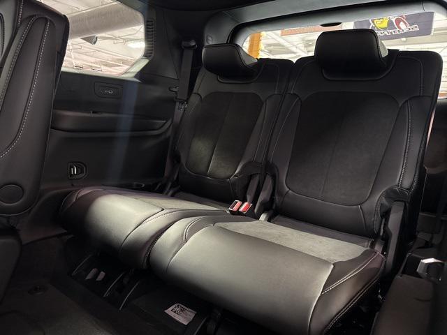 Photo of 2025 Bright White Clearcoat Jeep Grand Cherokee L