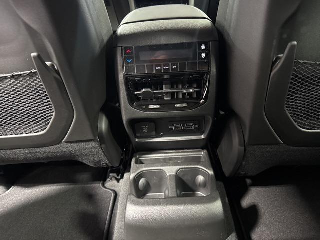 Photo of 2025 Bright White Clearcoat Jeep Grand Cherokee L