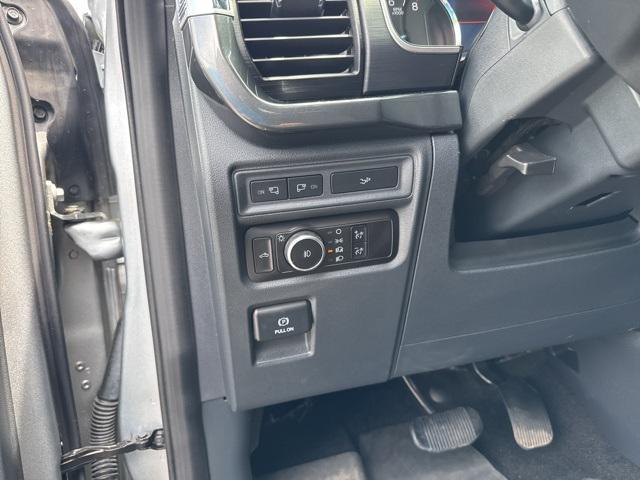 Photo of 2023 Iconic Silver Metallic Ford F-150