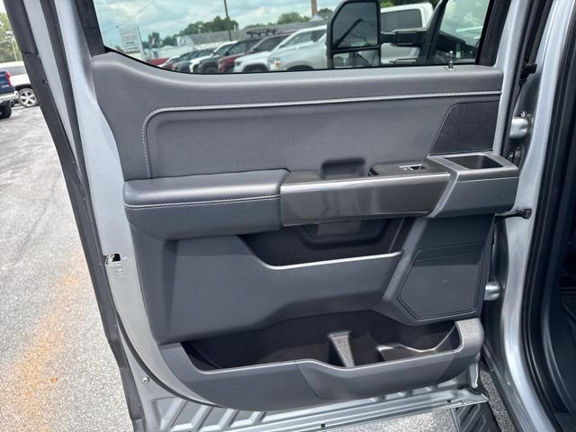 Photo of 2023 Iconic Silver Metallic Ford F-150