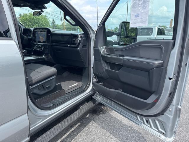 Photo of 2023 Iconic Silver Metallic Ford F-150