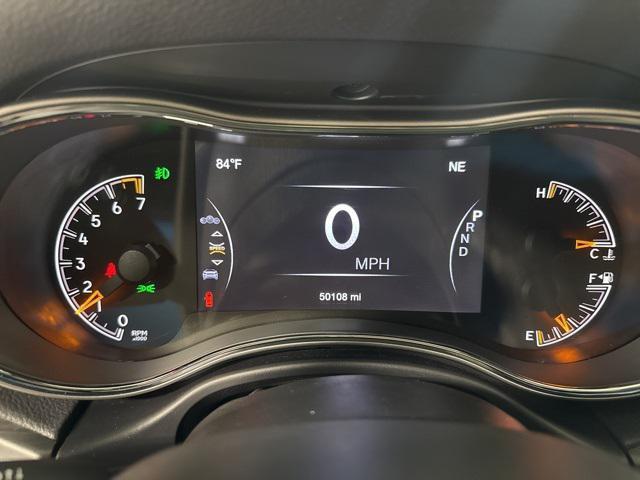 Photo of 2019 Bright White Clearcoat Jeep Grand Cherokee