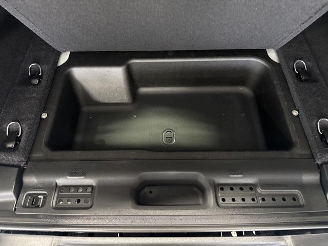 Photo of 2025 Bright White Clearcoat Jeep Wrangler