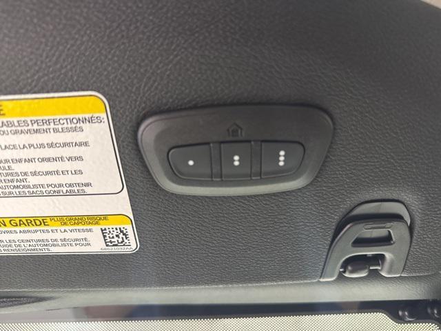 Photo of 2025 Bright White Clearcoat Jeep Wrangler
