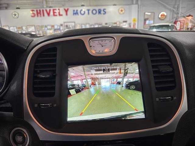 Photo of 2023 Bright White Clearcoat Chrysler 300