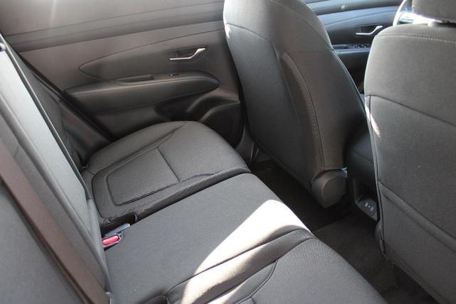 Photo of 2025 Gray Hyundai TUCSON