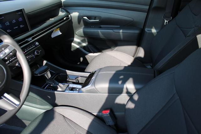 Photo of 2025 Gray Hyundai TUCSON