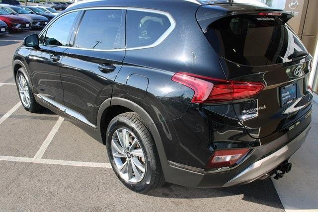 Photo of 2019 Twilight Black Hyundai SANTA FE