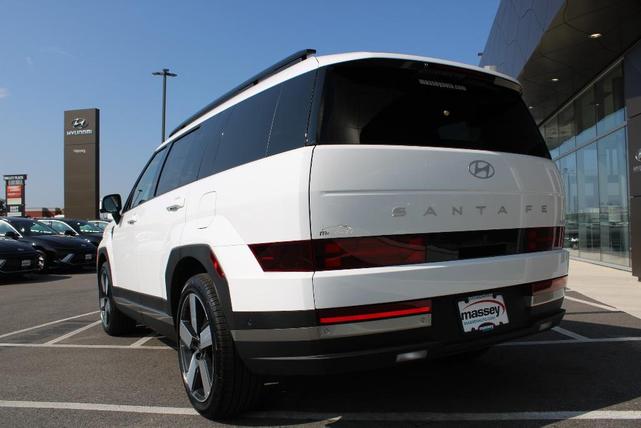 Photo of 2025 White Hyundai SANTA FE HEV