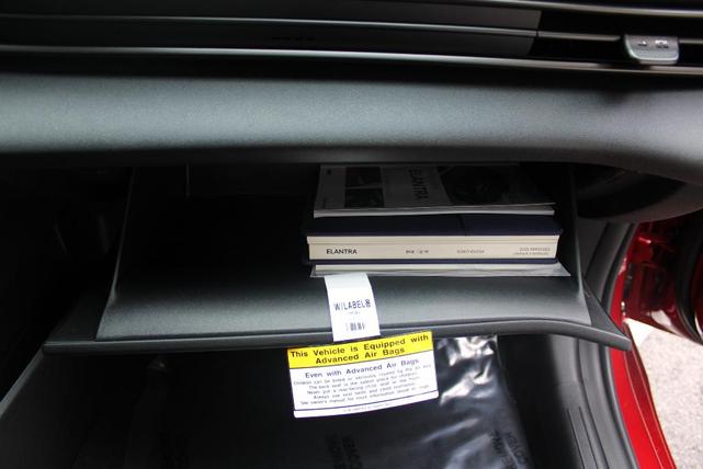 Photo of 2025 Red Hyundai ELANTRA