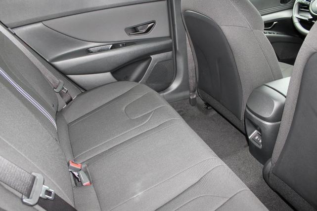 Photo of 2025 Red Hyundai ELANTRA