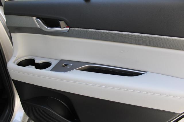 Photo of 2025 Silver Hyundai PALISADE